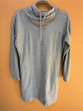 Toad&Co Light Sage Green Pullover Tunic with Cowl Neck - Small